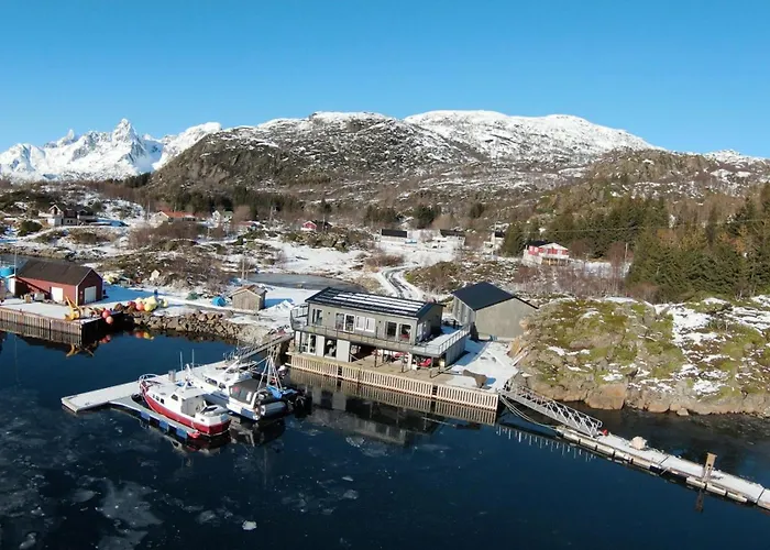 Valen Brygge, *