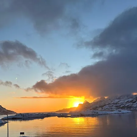 Valen Brygge, *